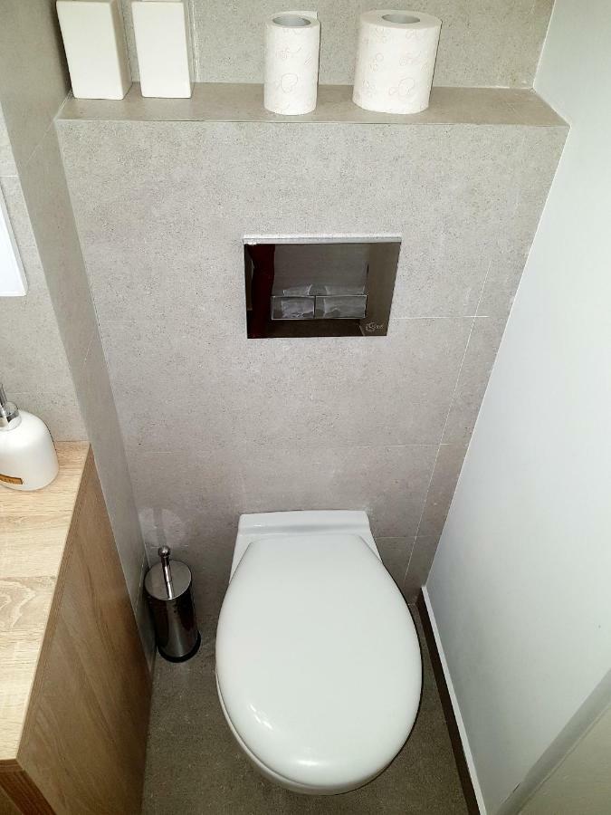 Apartamento Alesia Oradea Exterior foto